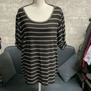 Calvin Klein black & cream shirt top